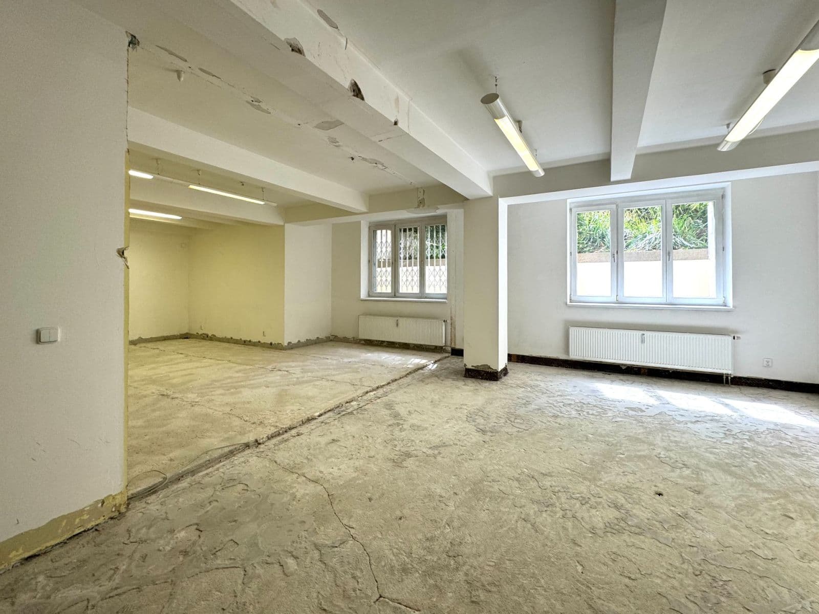 Prenájom nebytového priestoru 107 m², Vlašská, Praha, Praha Prenájom nebytového priestoru 107 m², Vlašská, Praha, Praha