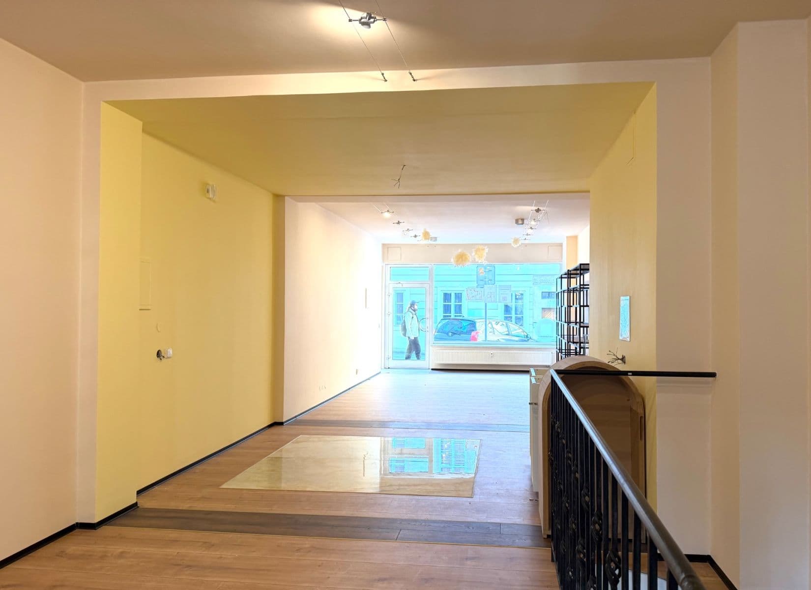 Prenájom nebytového priestoru 107 m², Vlašská, Praha, Praha Prenájom nebytového priestoru 107 m², Vlašská, Praha, Praha