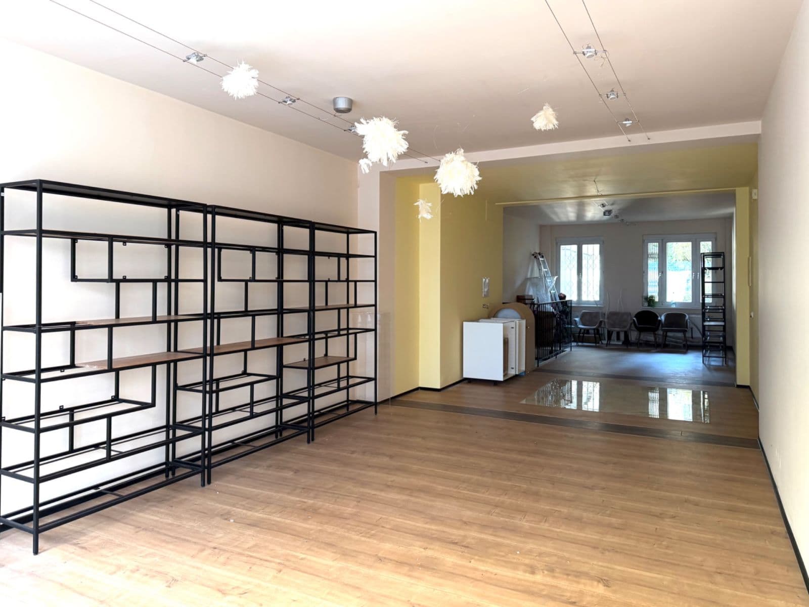 Prenájom nebytového priestoru 107 m², Vlašská, Praha, Praha Prenájom nebytového priestoru 107 m², Vlašská, Praha, Praha