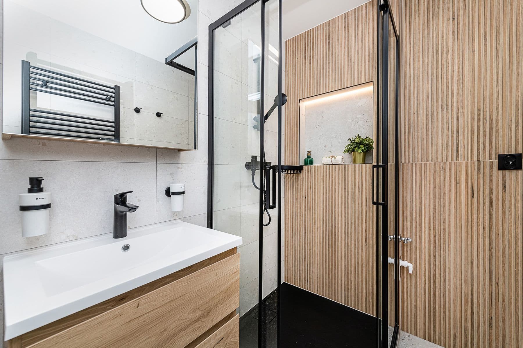 Predaj bytu 4-izbový 74 m², Kunínova, Praha, Praha Predaj bytu 4-izbový 74 m², Kunínova, Praha, Praha