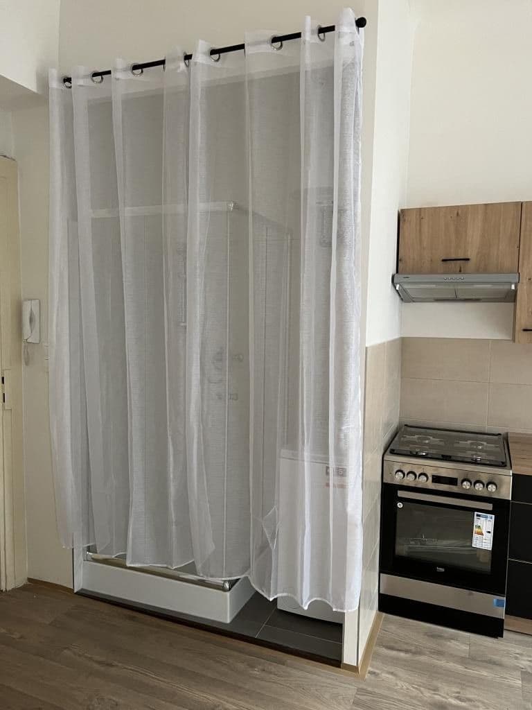 Prenájom bytu 1-izbový 39 m², Mánesova, Praha, Praha Prenájom bytu 1-izbový 39 m², Mánesova, Praha, Praha