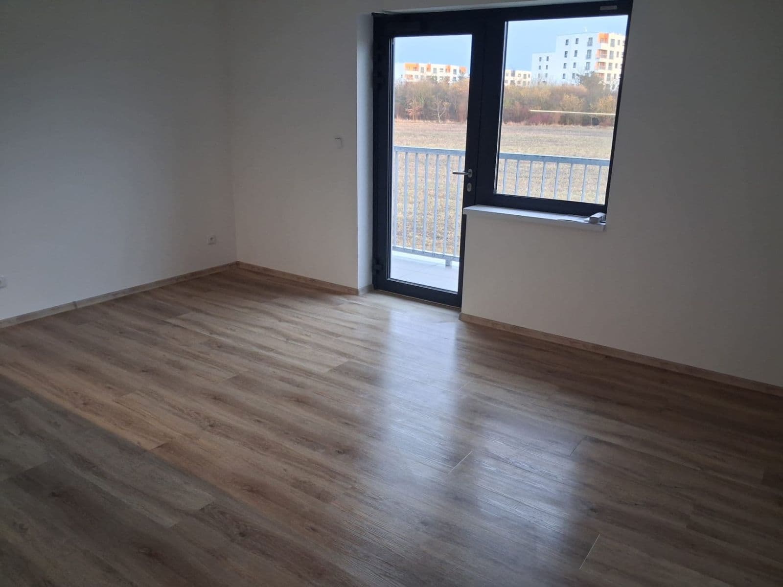 Prenájom bytu 1-izbový 32 m², Douchova, Praha, Praha Prenájom bytu 1-izbový 32 m², Douchova, Praha, Praha