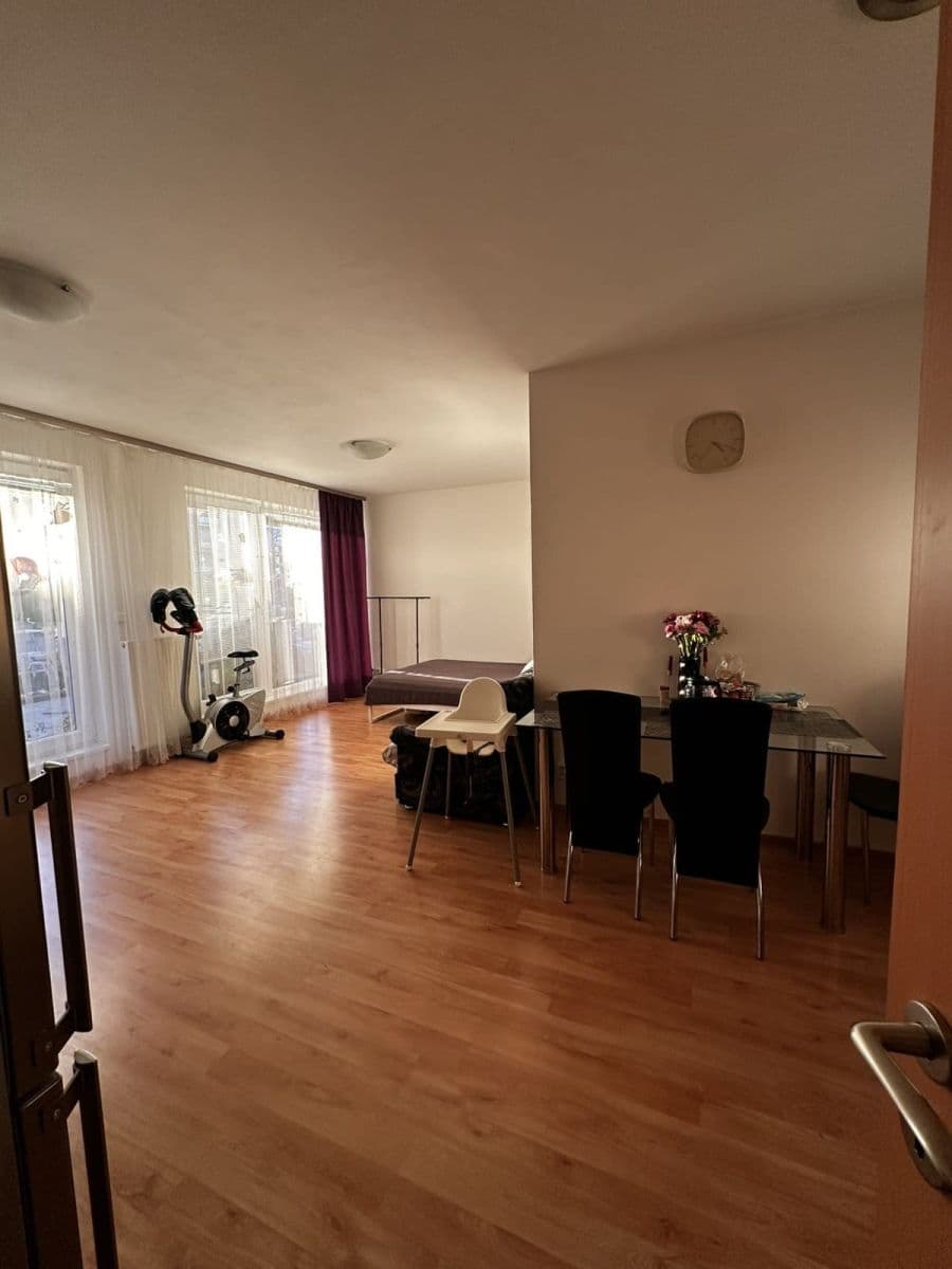 Predaj bytu 2-izbový 59 m², Sazovická, Praha, Praha Predaj bytu 2-izbový 59 m², Sazovická, Praha, Praha