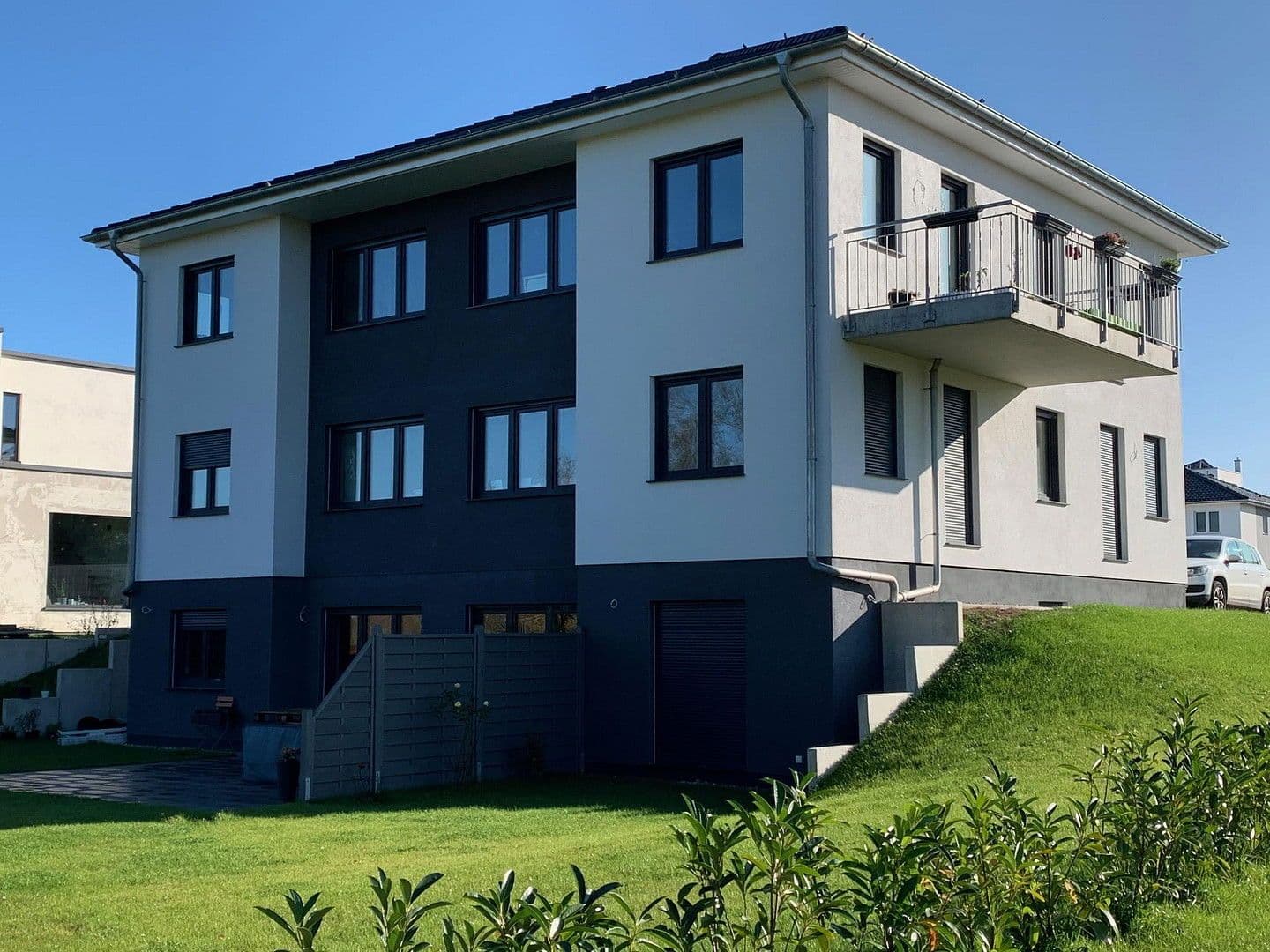 Predaj domu 315 m², pozemek 1.885 m², Rostock, Meklenbursko-Predpomoransko Predaj domu 315 m², pozemek 1.885 m², Rostock, Meklenbursko-Predpomoransko