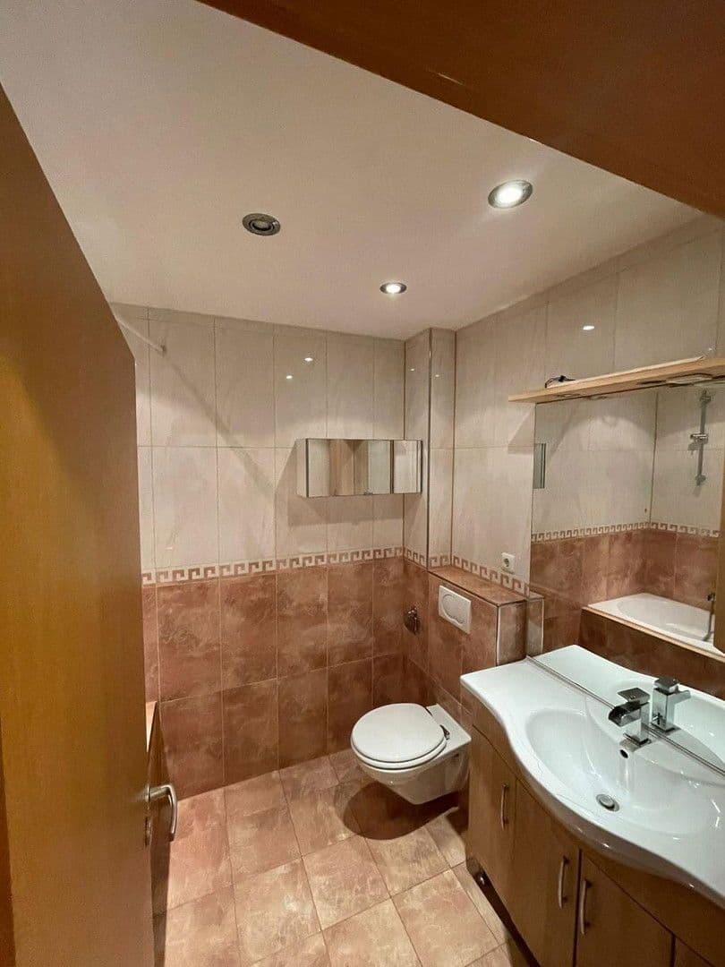 Prenájom bytu 2-izbový 50 m², Pilgerhausstraße 31, Augsburg, Bavorsko Prenájom bytu 2-izbový 50 m², Pilgerhausstraße 31, Augsburg, Bavorsko