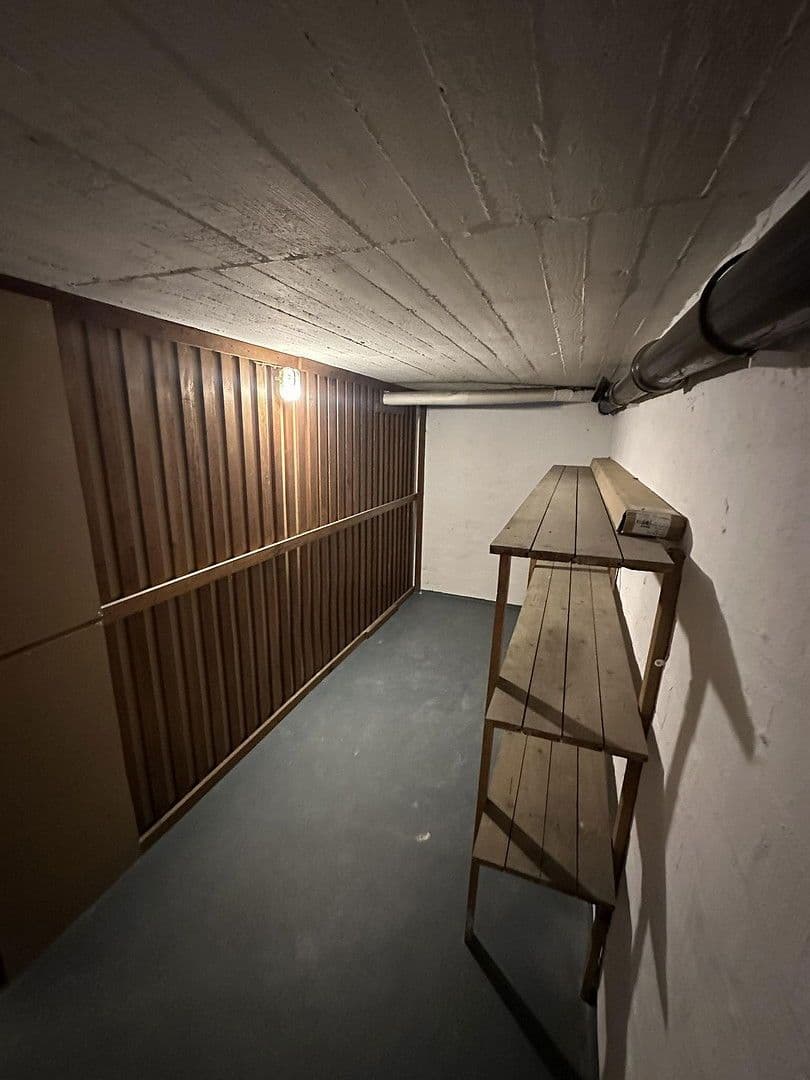 Prenájom bytu 3-izbový 80 m², Hindenburgstr. 40, Bremen, Brémy Prenájom bytu 3-izbový 80 m², Hindenburgstr. 40, Bremen, Brémy