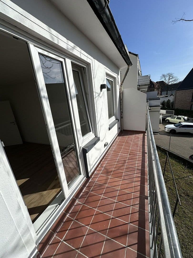 Prenájom bytu 3-izbový 80 m², Hindenburgstr. 40, Bremen, Brémy Prenájom bytu 3-izbový 80 m², Hindenburgstr. 40, Bremen, Brémy