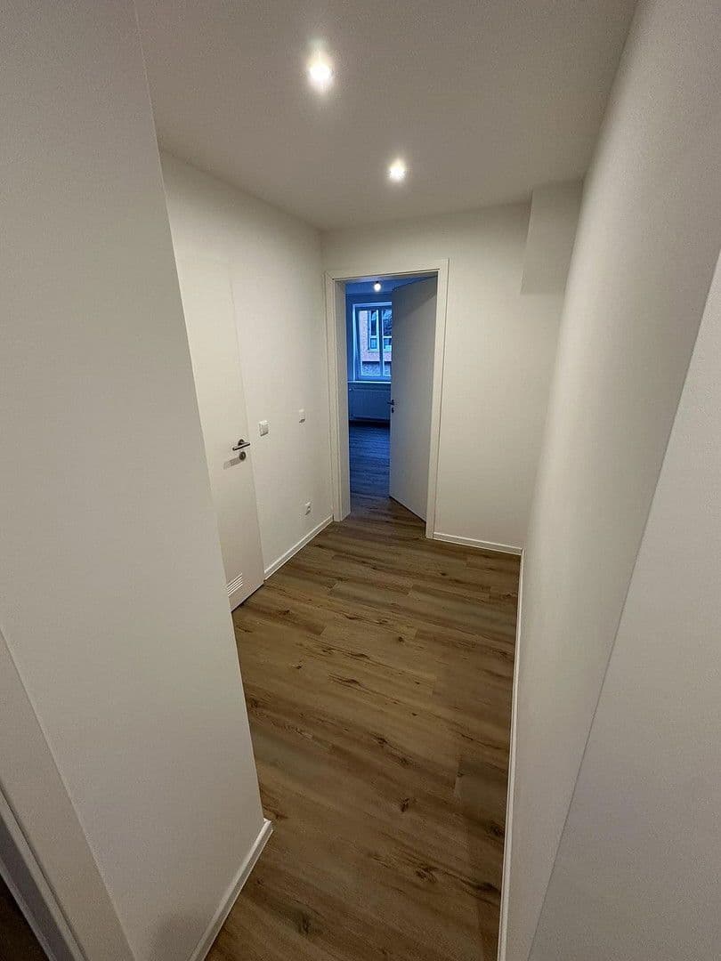 Prenájom bytu 3-izbový 80 m², Hindenburgstr. 40, Bremen, Brémy Prenájom bytu 3-izbový 80 m², Hindenburgstr. 40, Bremen, Brémy