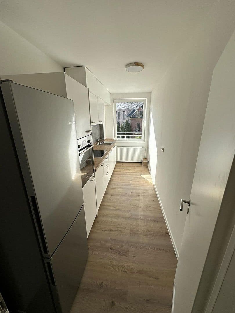 Prenájom bytu 3-izbový 80 m², Hindenburgstr. 40, Bremen, Brémy Prenájom bytu 3-izbový 80 m², Hindenburgstr. 40, Bremen, Brémy