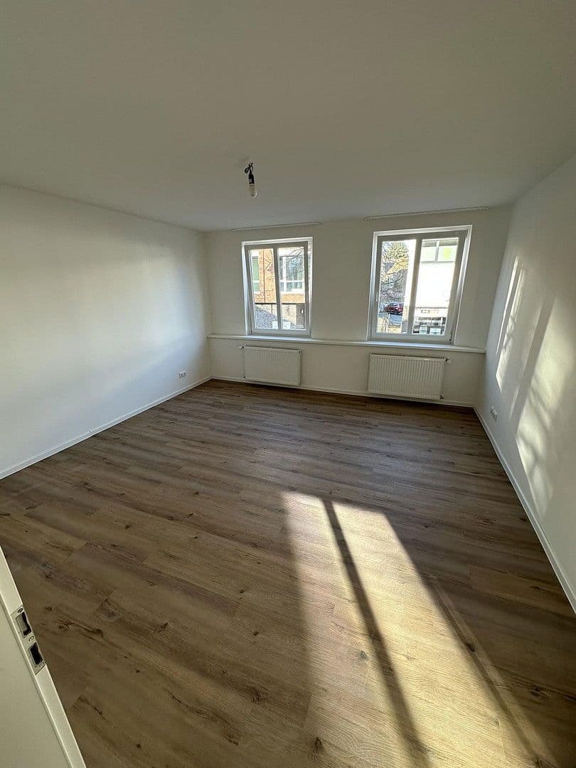 Prenájom bytu 3-izbový 80 m², Hindenburgstr. 40, Bremen, Brémy Prenájom bytu 3-izbový 80 m², Hindenburgstr. 40, Bremen, Brémy