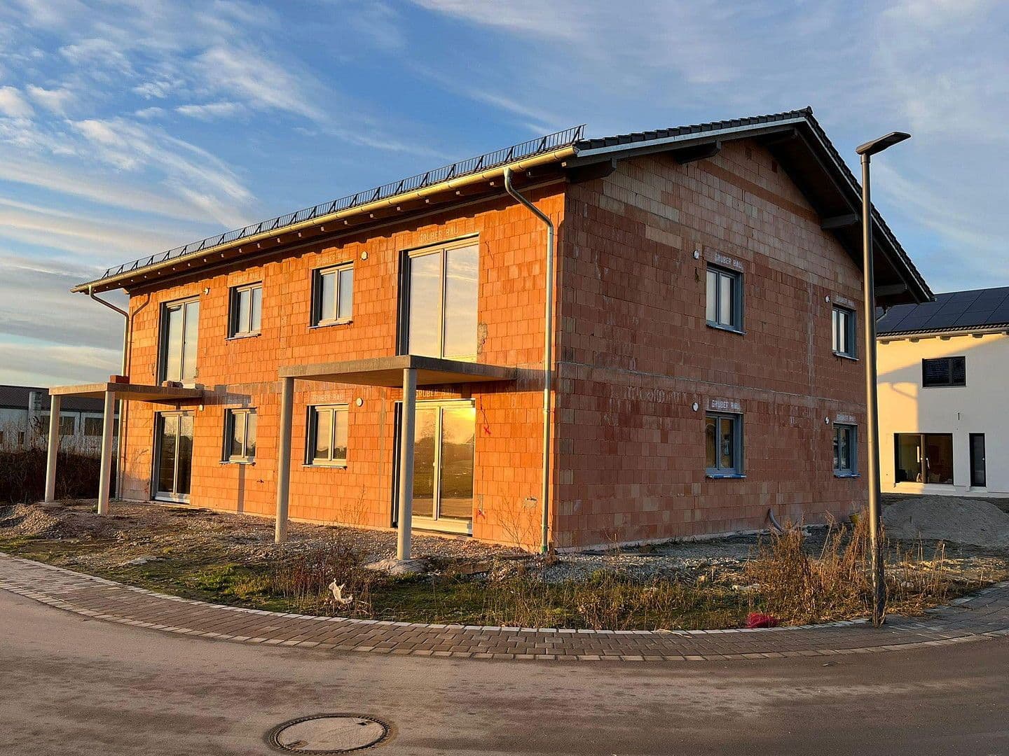 Prenájom bytu 3-izbový 93 m², Kirchroth, Bavorsko Prenájom bytu 3-izbový 93 m², Kirchroth, Bavorsko