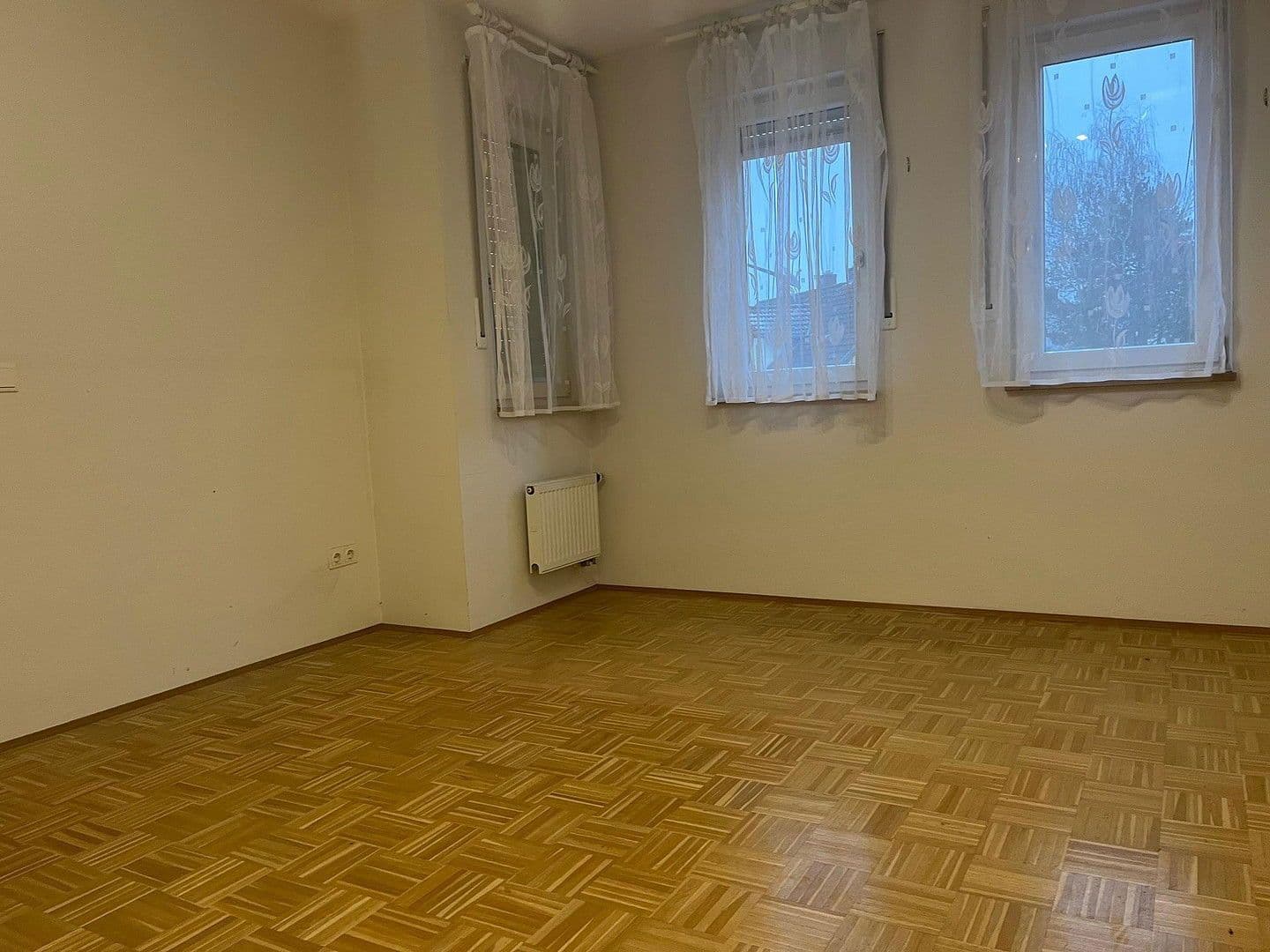 Predaj domu 140 m², pozemek 194 m², Regensburg, Bavorsko Predaj domu 140 m², pozemek 194 m², Regensburg, Bavorsko