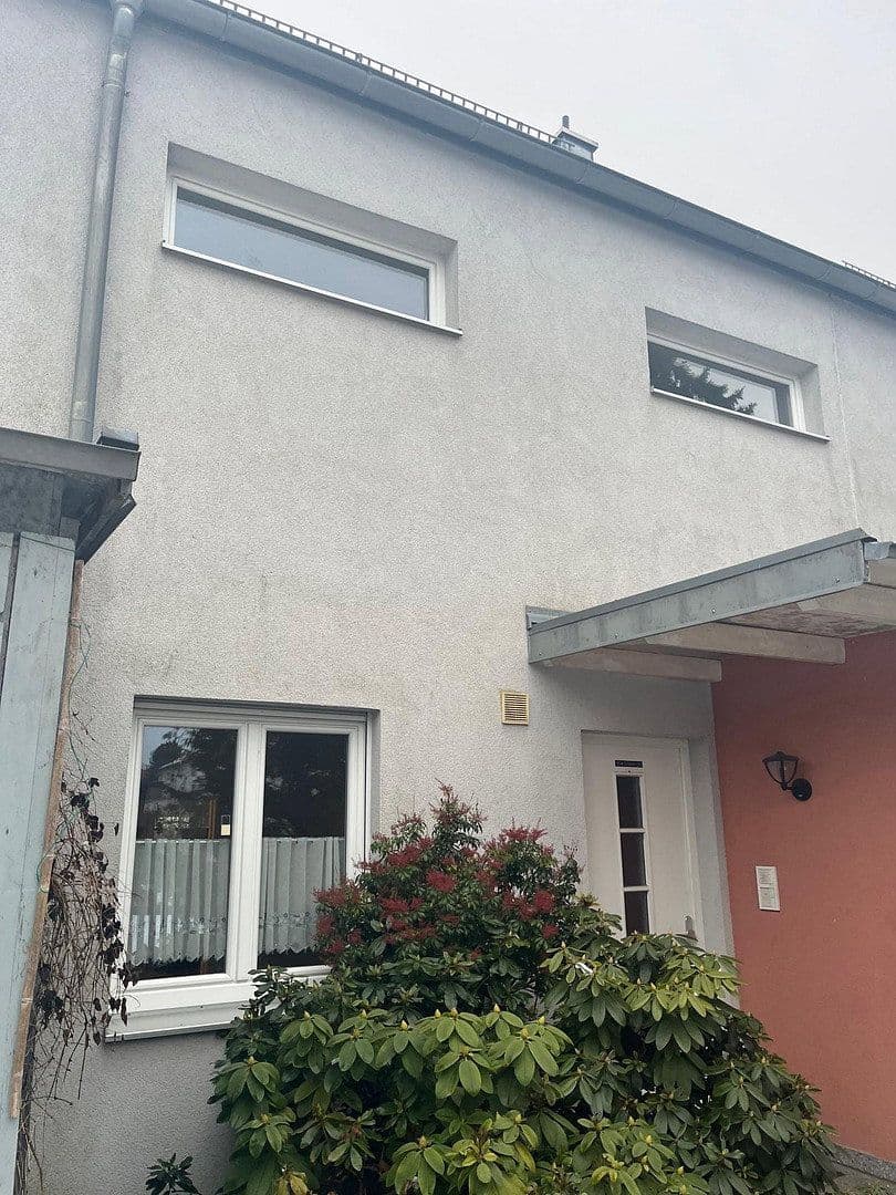 Predaj domu 140 m², pozemek 194 m², Regensburg, Bavorsko Predaj domu 140 m², pozemek 194 m², Regensburg, Bavorsko