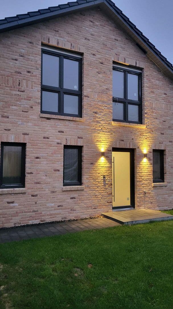 Predaj domu 158 m², pozemek 1.000 m², Dobin am See, Meklenbursko-Predpomoransko Predaj domu 158 m², pozemek 1.000 m², Dobin am See, Meklenbursko-Predpomoransko