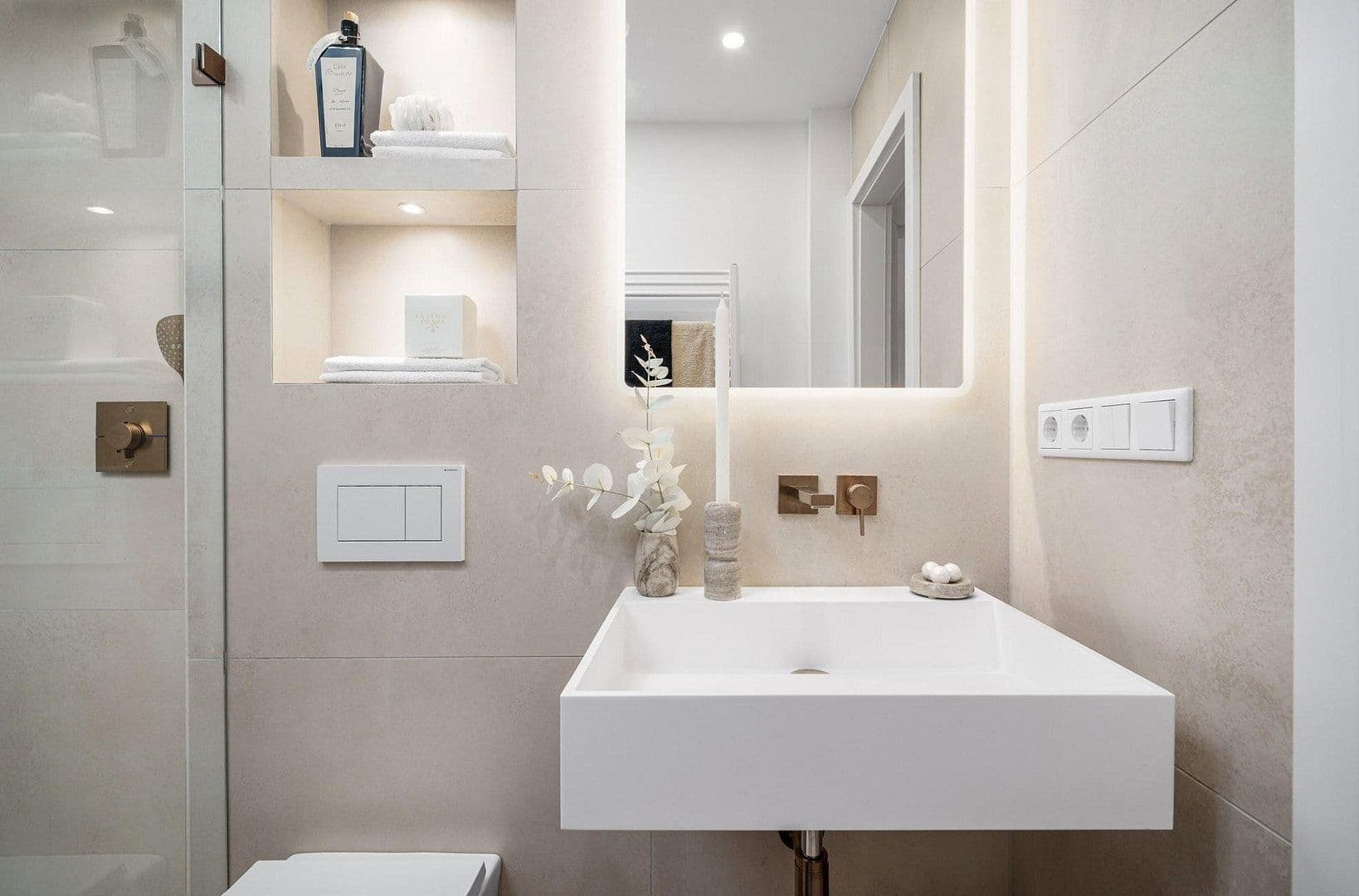 Predaj bytu 2-izbový 54 m², München, Bavorsko Predaj bytu 2-izbový 54 m², München, Bavorsko