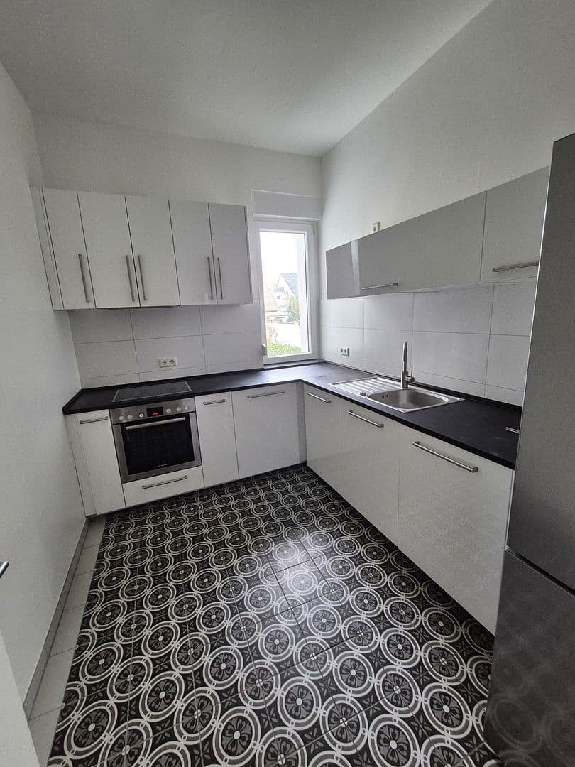 Prenájom bytu 3-izbový 82 m², Verbergerstraße 77, Krefeld, Severné Porýnie - Westfálsko Prenájom bytu 3-izbový 82 m², Verbergerstraße 77, Krefeld, Severné Porýnie - Westfálsko