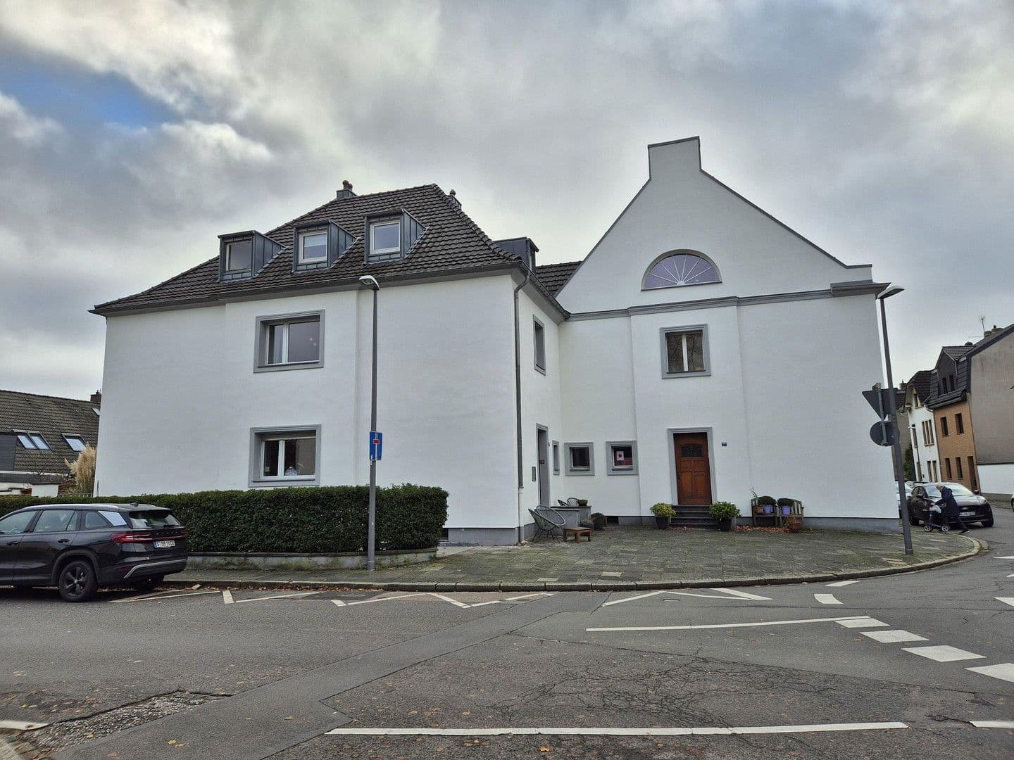 Prenájom bytu 3-izbový 82 m², Verbergerstraße 77, Krefeld, Severné Porýnie - Westfálsko Prenájom bytu 3-izbový 82 m², Verbergerstraße 77, Krefeld, Severné Porýnie - Westfálsko