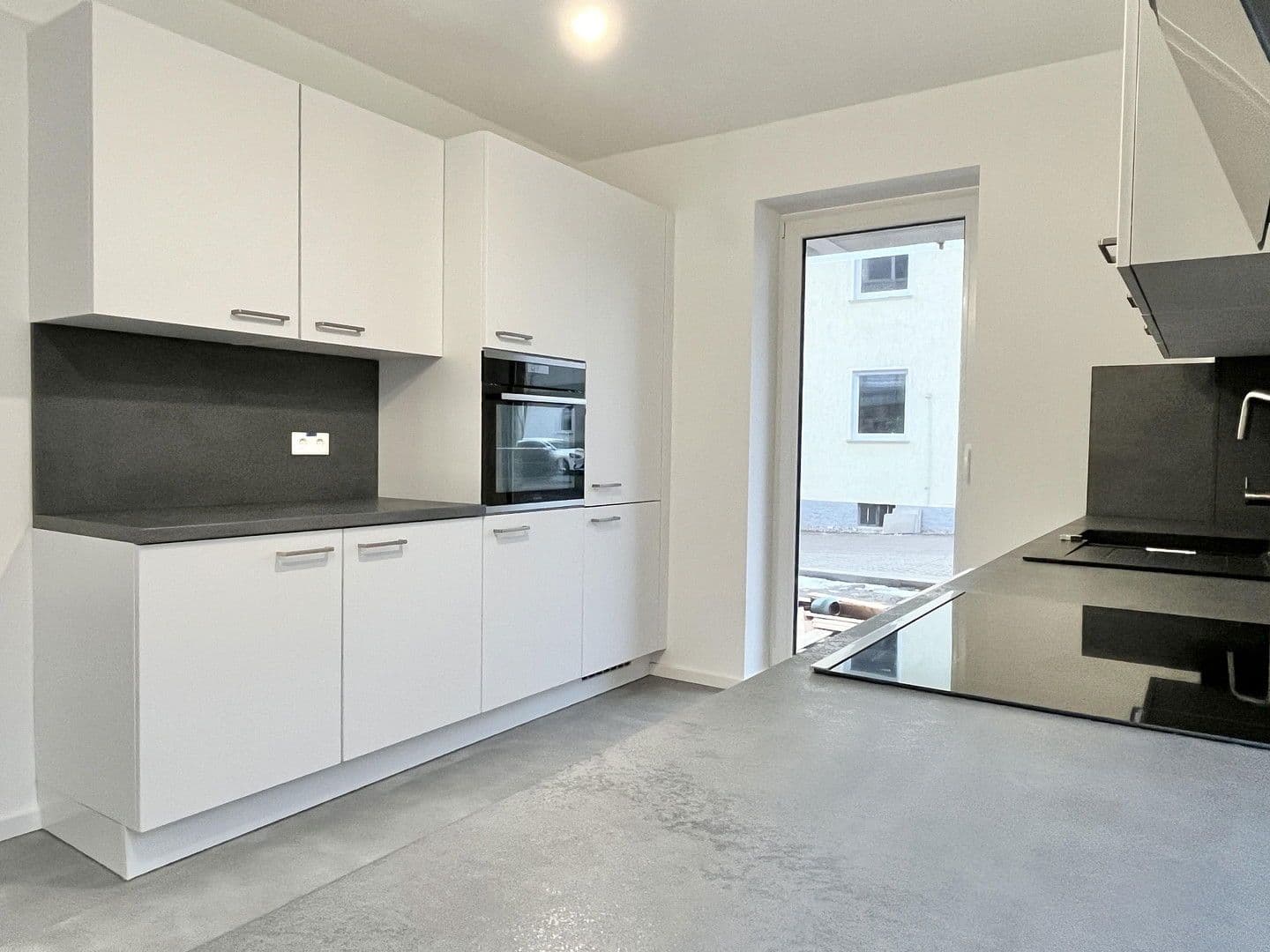 Prenájom bytu 3-izbový 79 m², Schiller Str. 41, Bielefeld, Severné Porýnie - Westfálsko Prenájom bytu 3-izbový 79 m², Schiller Str. 41, Bielefeld, Severné Porýnie - Westfálsko