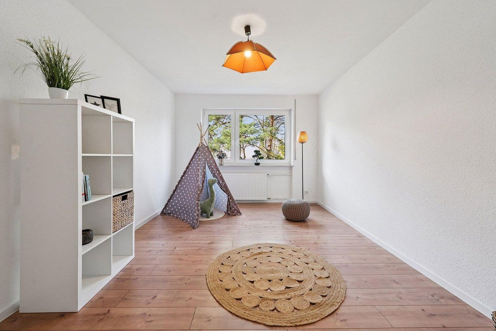 Predaj bytu 4-izbový 103 m², Harald-Hamberg-Str. 48, Schweinfurt, Bavorsko Predaj bytu 4-izbový 103 m², Harald-Hamberg-Str. 48, Schweinfurt, Bavorsko