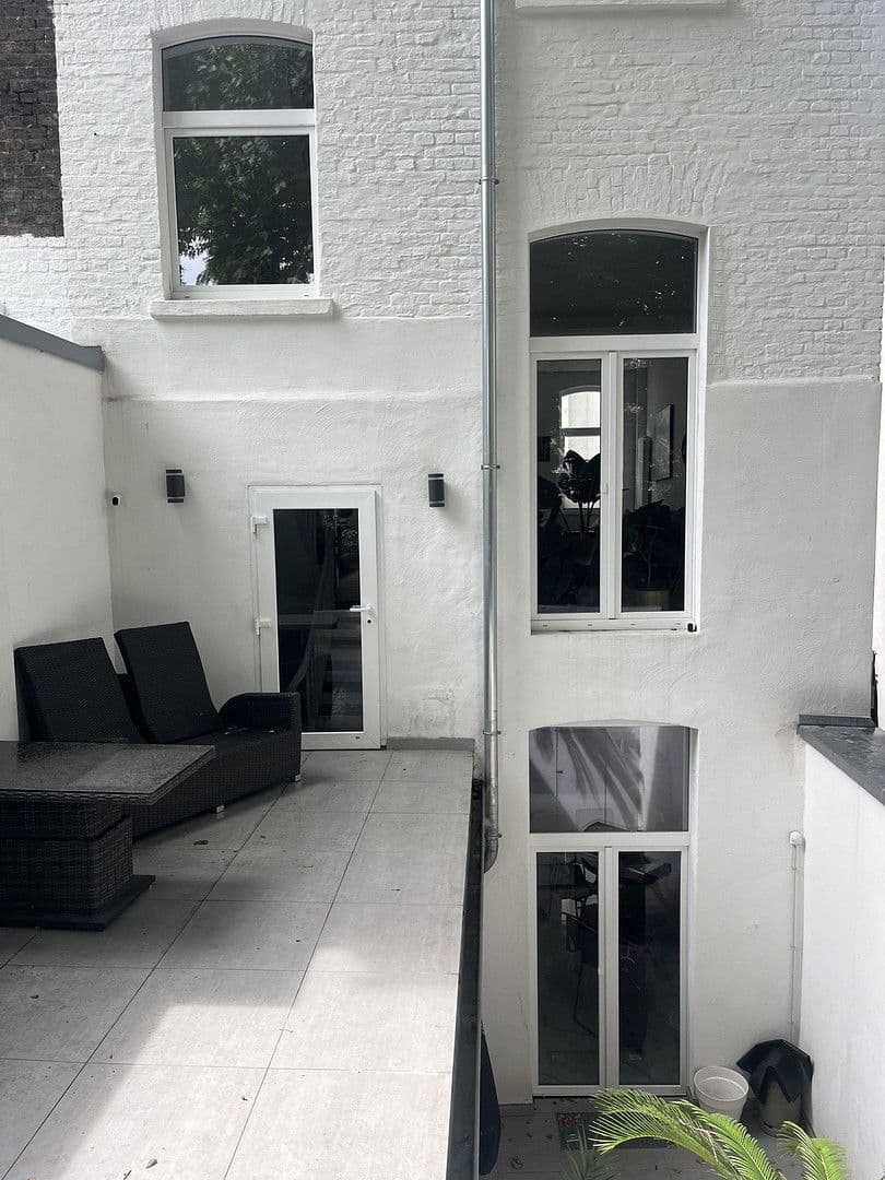 Predaj domu 176 m², pozemek 78 m², Steinfelder Gasse 30, Köln, Severné Porýnie - Westfálsko Predaj domu 176 m², pozemek 78 m², Steinfelder Gasse 30, Köln, Severné Porýnie - Westfálsko