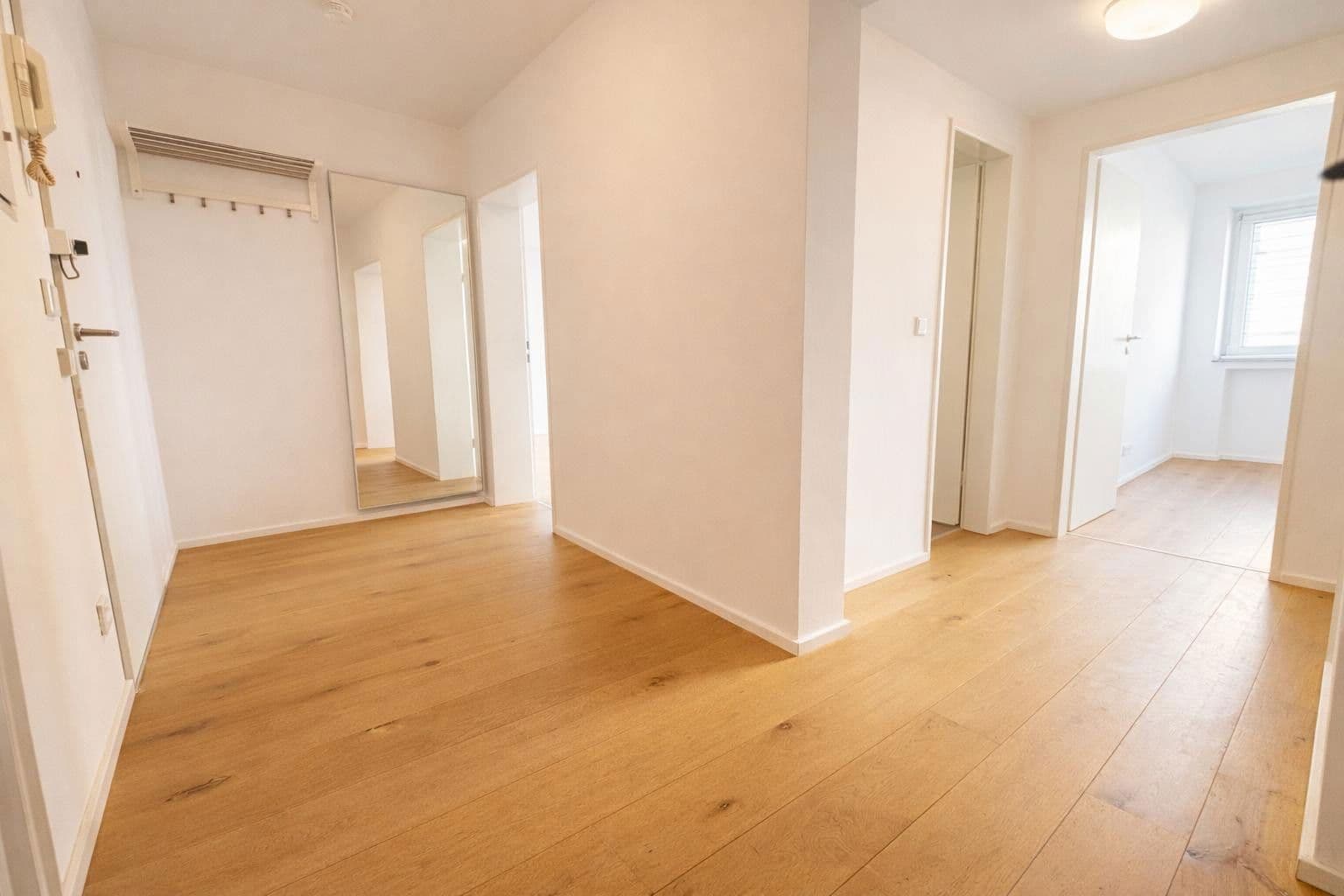 Predaj bytu 2-izbový 70 m², Düsseldorf, Severné Porýnie - Westfálsko Predaj bytu 2-izbový 70 m², Düsseldorf, Severné Porýnie - Westfálsko