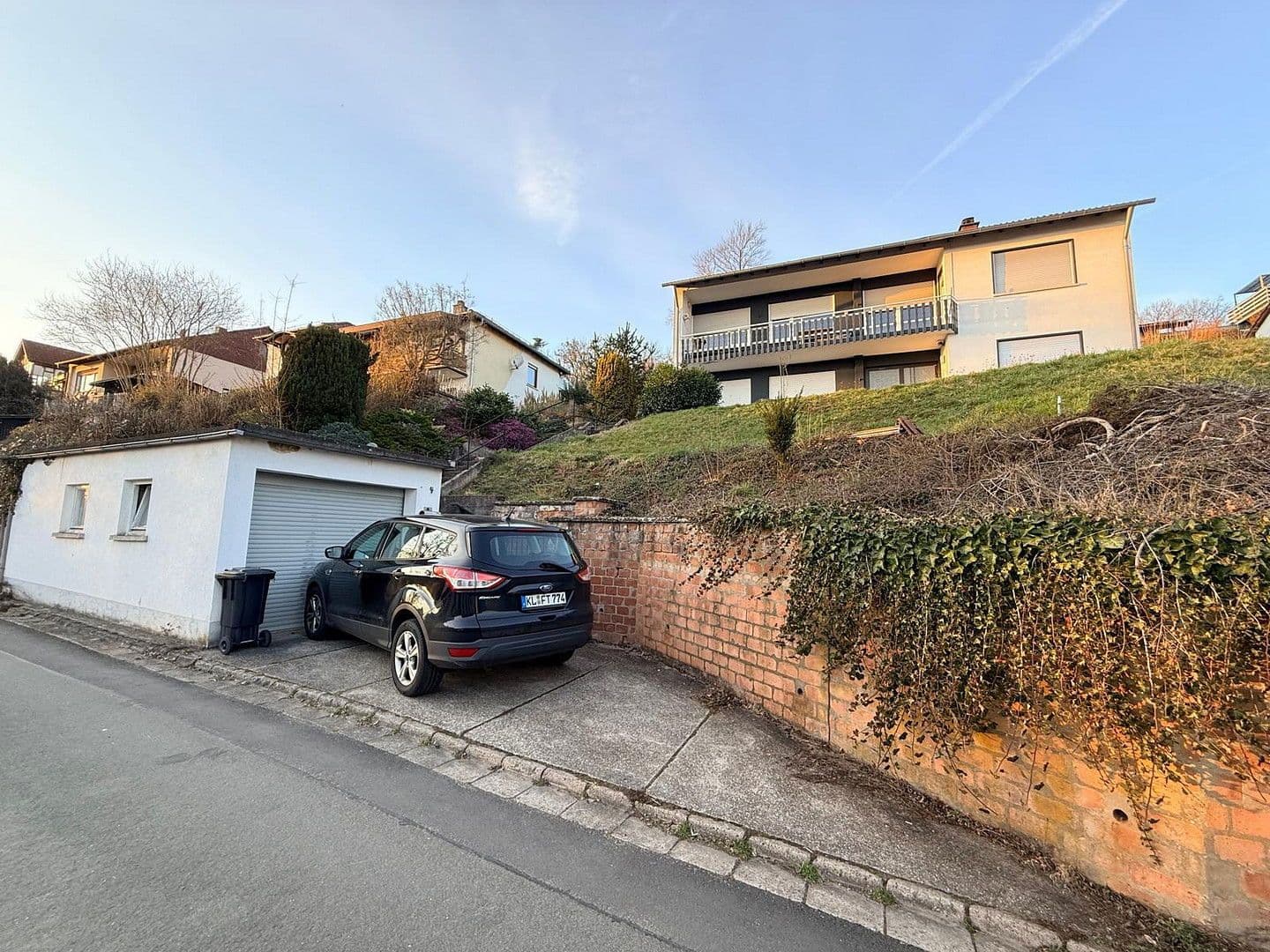 Prenájom domu 160 m², pozemek 850 m², Oberer Wingertsberg 4, Otterberg, Porýnie-Falcko Prenájom domu 160 m², pozemek 850 m², Oberer Wingertsberg 4, Otterberg, Porýnie-Falcko