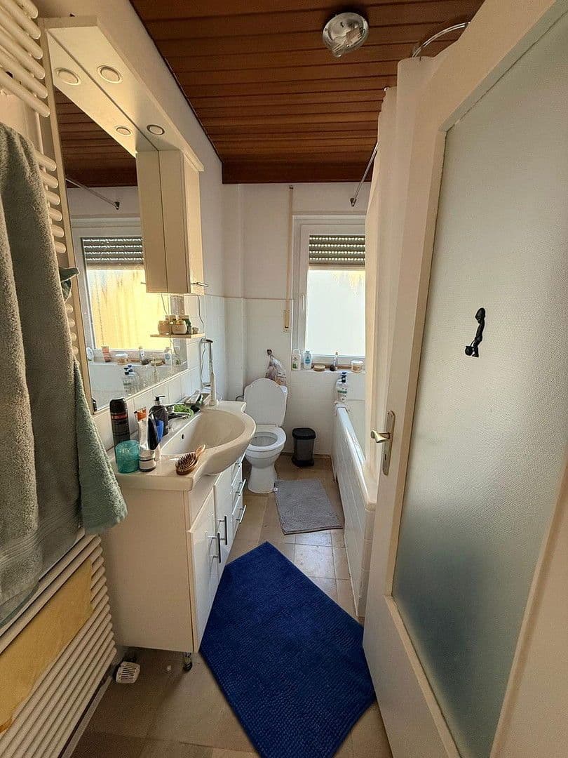 Prenájom domu 160 m², pozemek 850 m², Oberer Wingertsberg 4, Otterberg, Porýnie-Falcko Prenájom domu 160 m², pozemek 850 m², Oberer Wingertsberg 4, Otterberg, Porýnie-Falcko