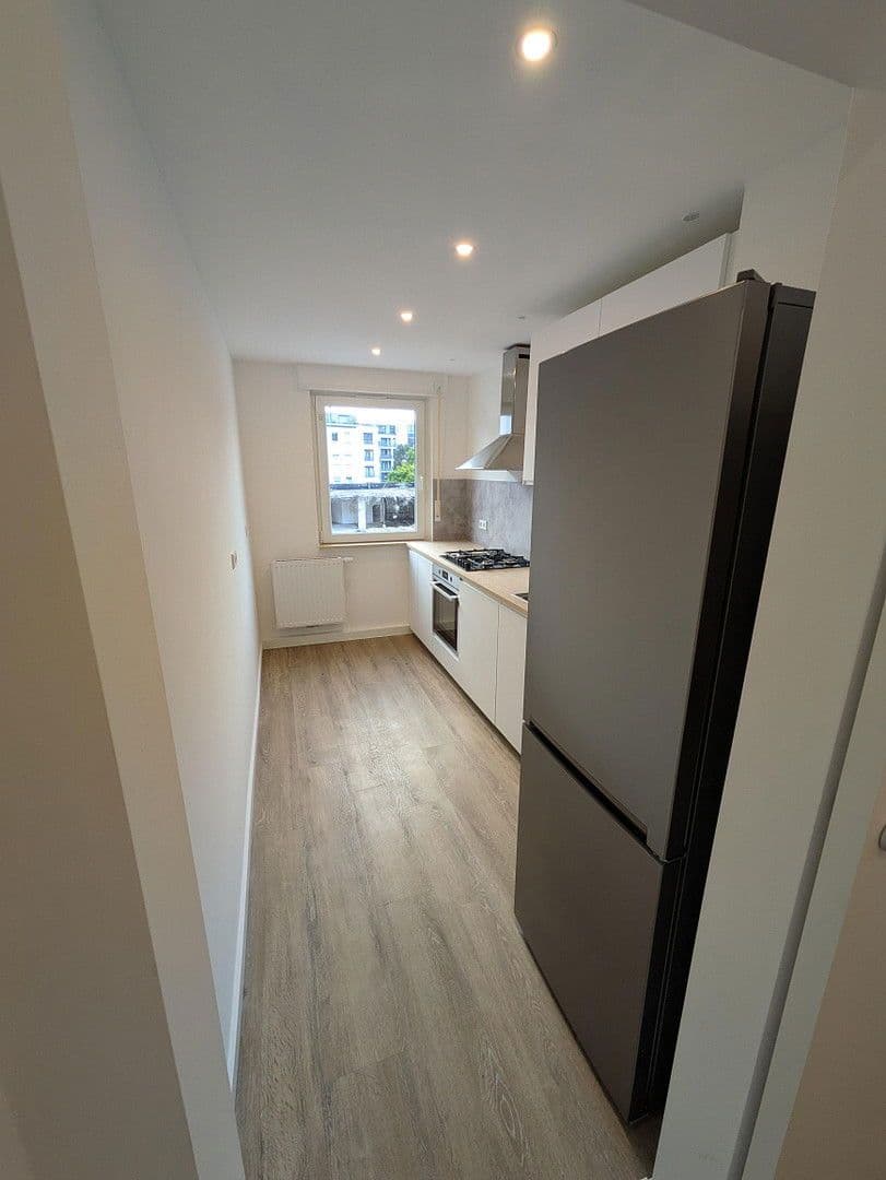 Prenájom bytu 2-izbový 55 m², Scheurlstraße 25, Nürnberg, Bavorsko Prenájom bytu 2-izbový 55 m², Scheurlstraße 25, Nürnberg, Bavorsko