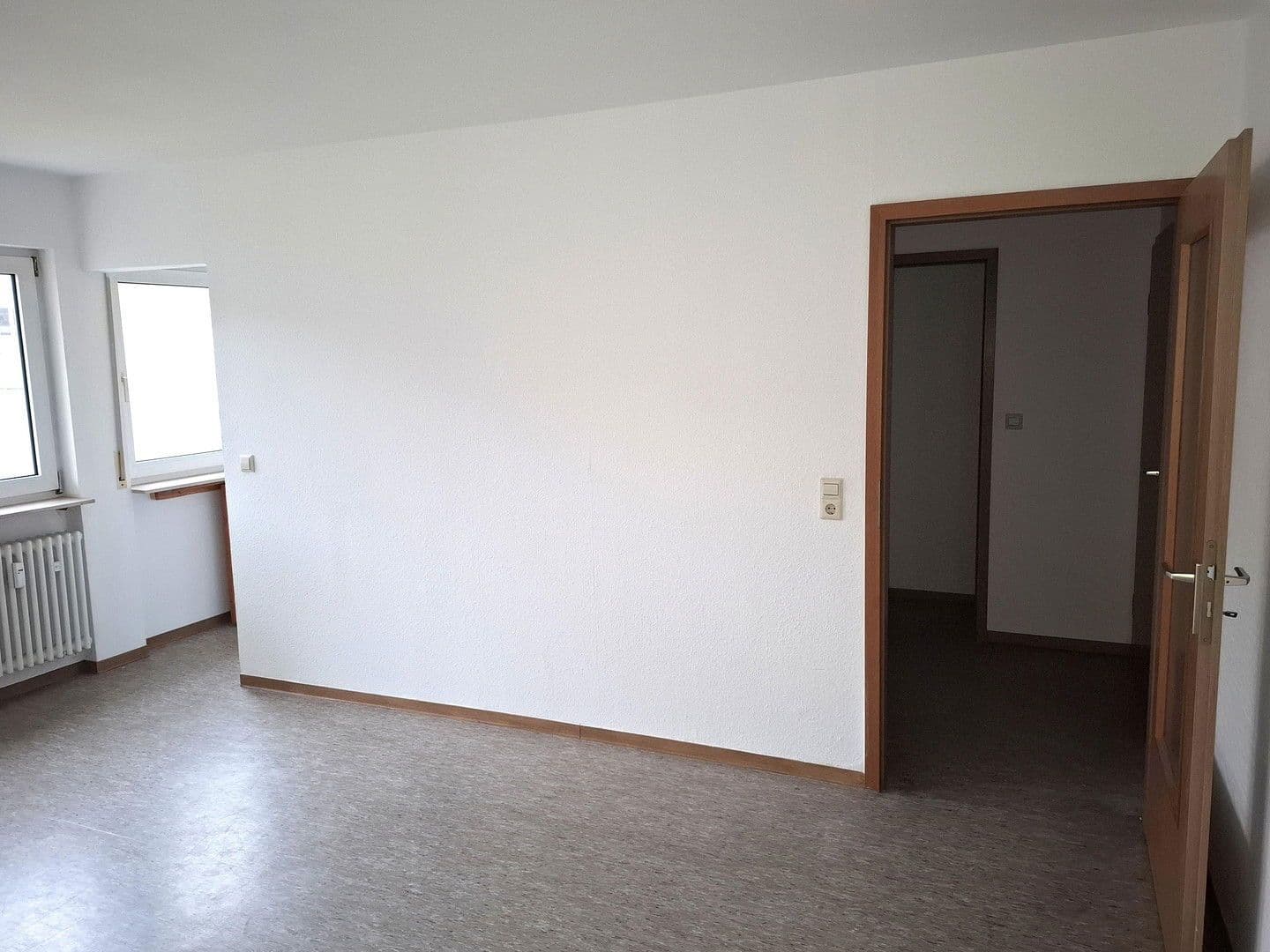 Prenájom bytu 1-izbový 30 m², Hirschstr. 36, Karlsruhe, Bádensko-Wurttembersko Prenájom bytu 1-izbový 30 m², Hirschstr. 36, Karlsruhe, Bádensko-Wurttembersko