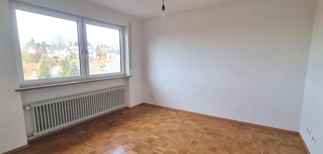 Predaj domu 218 m², pozemek 450 m², Günzburg, Bavorsko Predaj domu 218 m², pozemek 450 m², Günzburg, Bavorsko