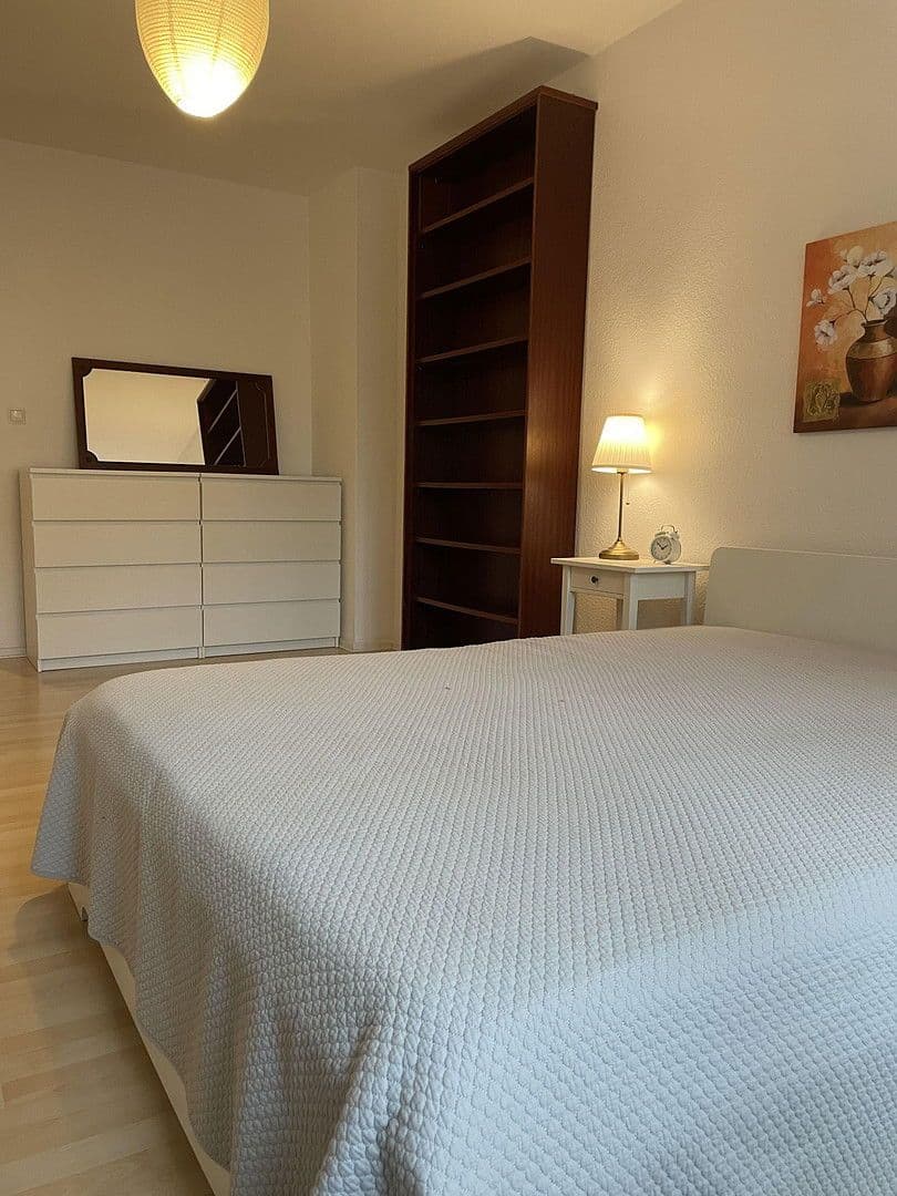 Prenájom bytu 2-izbový 71 m², Zillestraße 2, Berlin, Berlín Prenájom bytu 2-izbový 71 m², Zillestraße 2, Berlin, Berlín