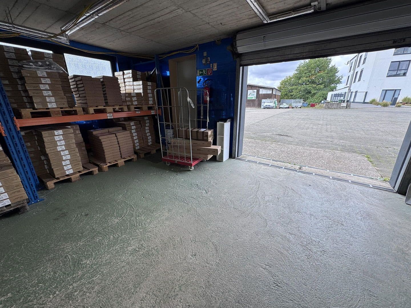 Prenájom nebytového priestoru 380 m², Humboldtstraße, 9-11, Neunkirchen-Seelscheid, Severné Porýnie - Westfálsko Prenájom nebytového priestoru 380 m², Humboldtstraße, 9-11, Neunkirchen-Seelscheid, Severné Porýnie - Westfálsko