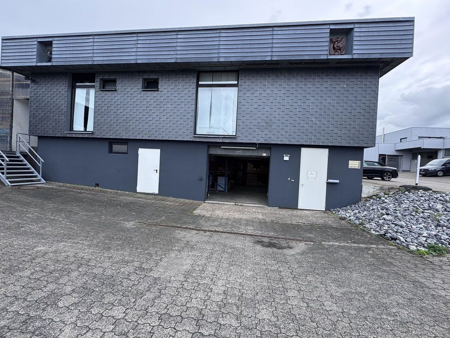 Prenájom nebytového priestoru 380 m², Humboldtstraße, 9-11, Neunkirchen-Seelscheid, Severné Porýnie - Westfálsko Prenájom nebytového priestoru 380 m², Humboldtstraße, 9-11, Neunkirchen-Seelscheid, Severné Porýnie - Westfálsko