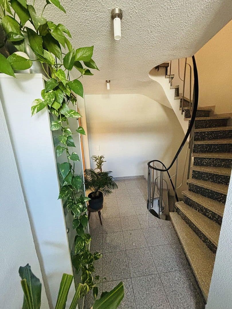 Predaj domu 184 m², pozemek 201 m², Fellbach, Bádensko-Wurttembersko Predaj domu 184 m², pozemek 201 m², Fellbach, Bádensko-Wurttembersko