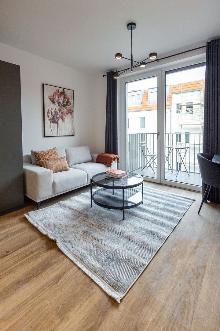 Prenájom bytu 1-izbový 25 m², Berlin, Berlín Prenájom bytu 1-izbový 25 m², Berlin, Berlín