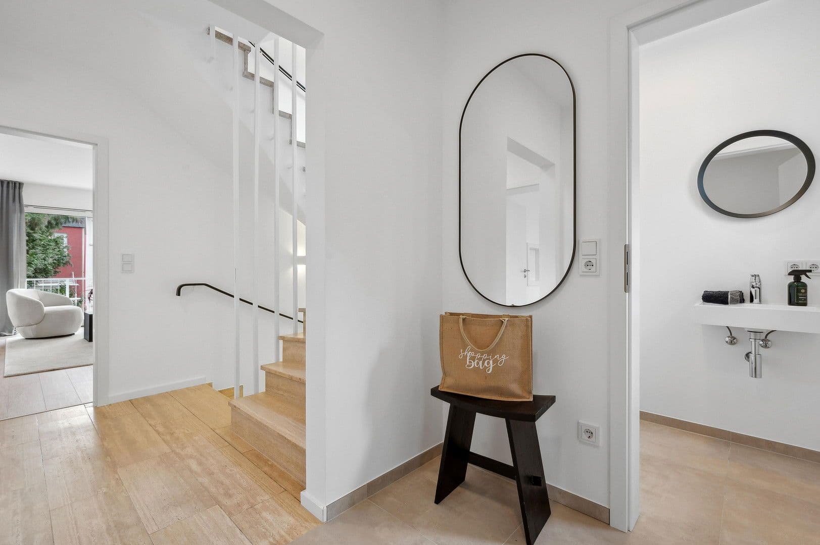 Predaj domu 175 m², pozemek 480 m², Neu-Isenburg, Hesensko Predaj domu 175 m², pozemek 480 m², Neu-Isenburg, Hesensko