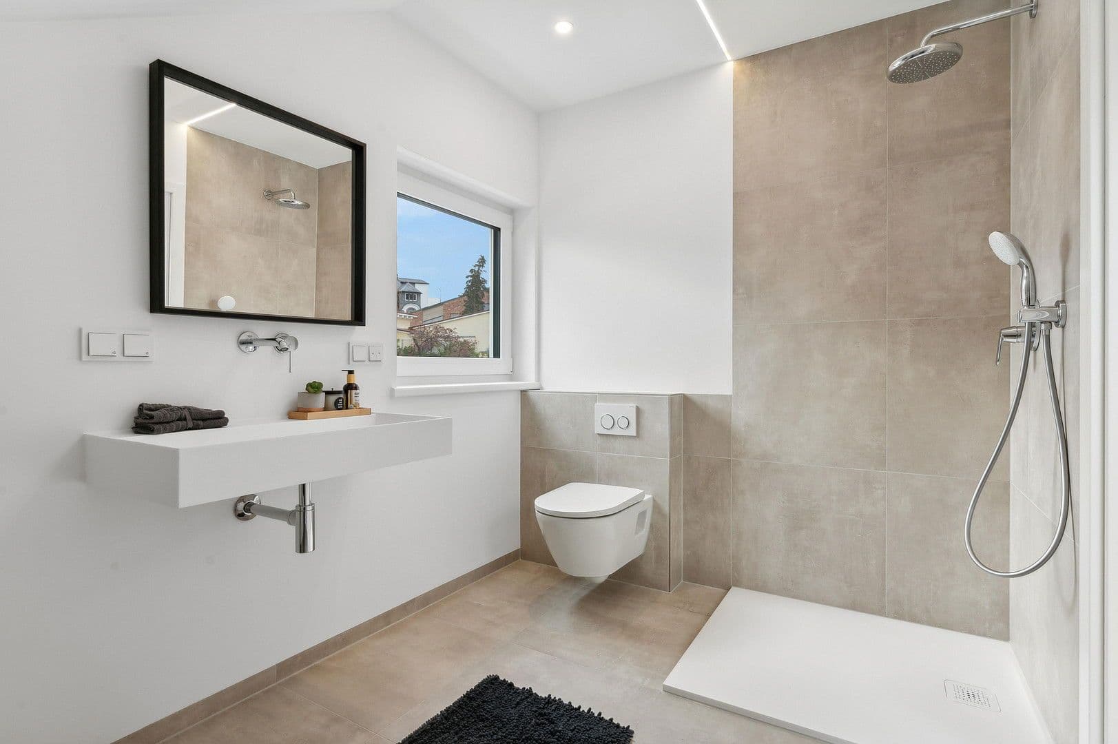 Predaj domu 175 m², pozemek 480 m², Neu-Isenburg, Hesensko Predaj domu 175 m², pozemek 480 m², Neu-Isenburg, Hesensko