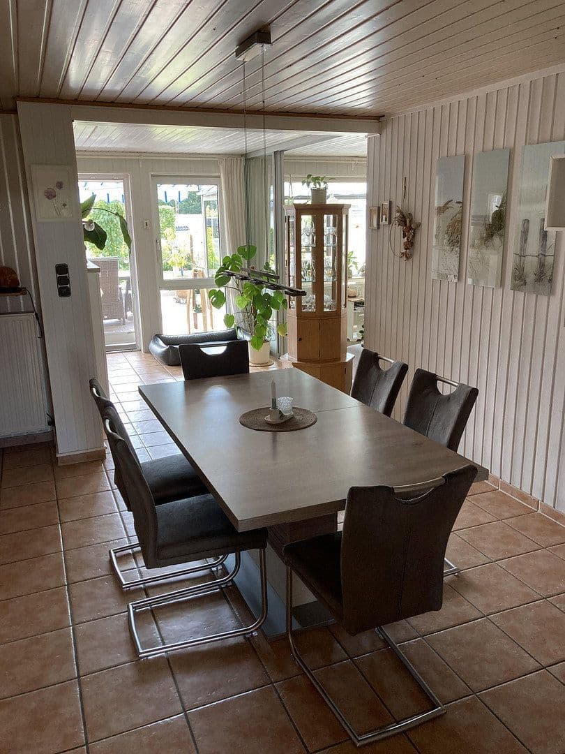 Predaj domu 125 m², pozemek 880 m², Weyhe, Dolné Sasko Predaj domu 125 m², pozemek 880 m², Weyhe, Dolné Sasko