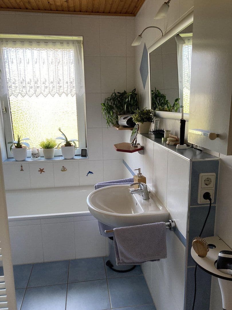 Predaj domu 125 m², pozemek 880 m², Weyhe, Dolné Sasko Predaj domu 125 m², pozemek 880 m², Weyhe, Dolné Sasko