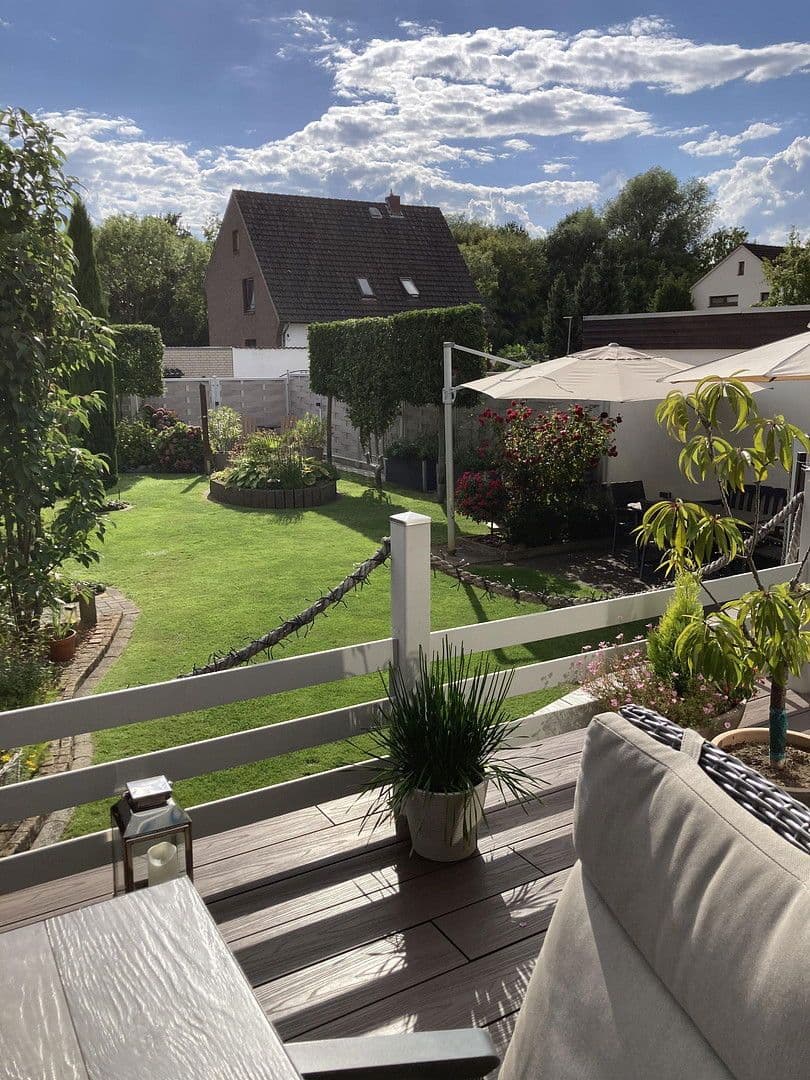 Predaj domu 125 m², pozemek 880 m², Weyhe, Dolné Sasko Predaj domu 125 m², pozemek 880 m², Weyhe, Dolné Sasko