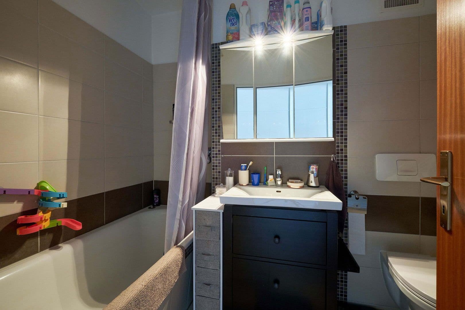 Predaj bytu 3-izbový 85 m², Halstenbek, Šlezvicko-Holštajnsko Predaj bytu 3-izbový 85 m², Halstenbek, Šlezvicko-Holštajnsko