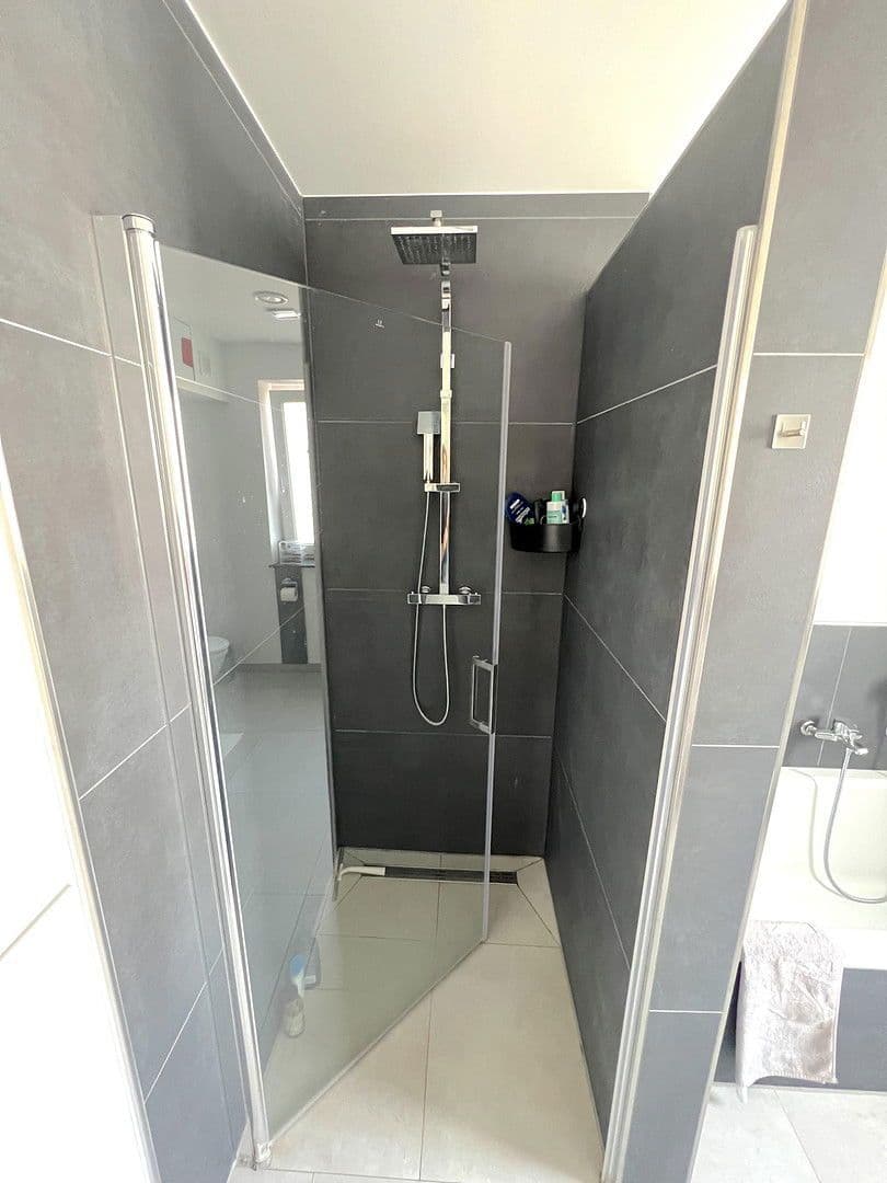 Prenájom bytu 3-izbový 96 m², An der Johanniskirche 13, Hildesheim, Dolné Sasko Prenájom bytu 3-izbový 96 m², An der Johanniskirche 13, Hildesheim, Dolné Sasko