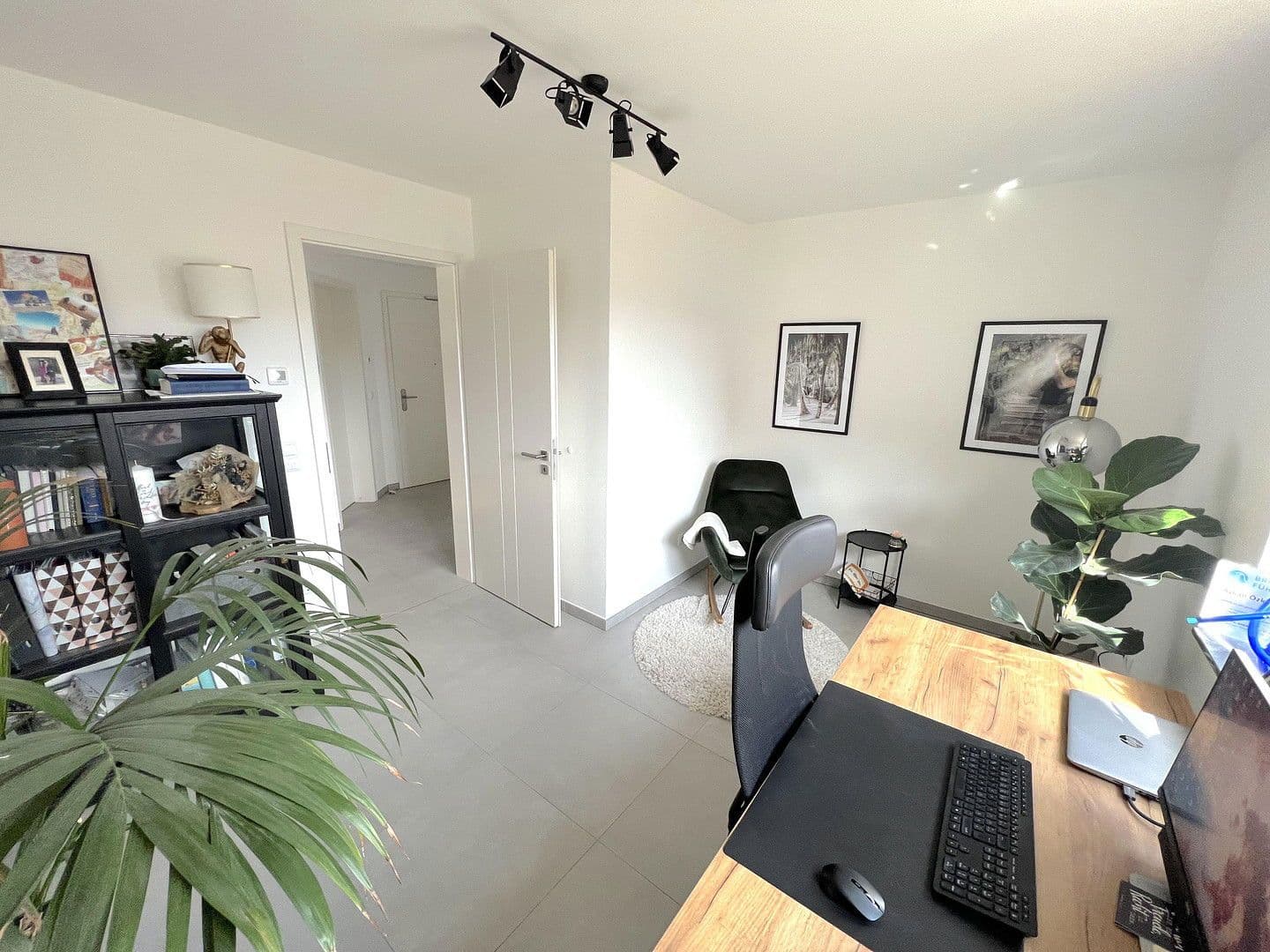 Prenájom bytu 3-izbový 96 m², An der Johanniskirche 13, Hildesheim, Dolné Sasko Prenájom bytu 3-izbový 96 m², An der Johanniskirche 13, Hildesheim, Dolné Sasko