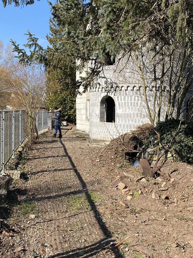 Predaj domu 160 m², pozemek 602 m², Uehlfeld, Bavorsko Predaj domu 160 m², pozemek 602 m², Uehlfeld, Bavorsko