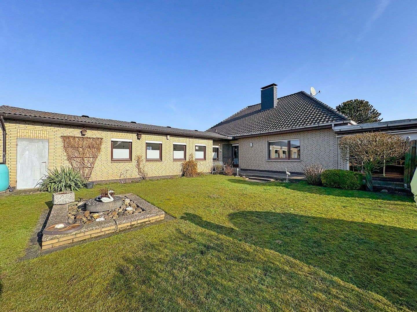 Predaj domu 140 m², pozemek 926 m², Wajemanns Feld 11, Drebber, Dolné Sasko Predaj domu 140 m², pozemek 926 m², Wajemanns Feld 11, Drebber, Dolné Sasko