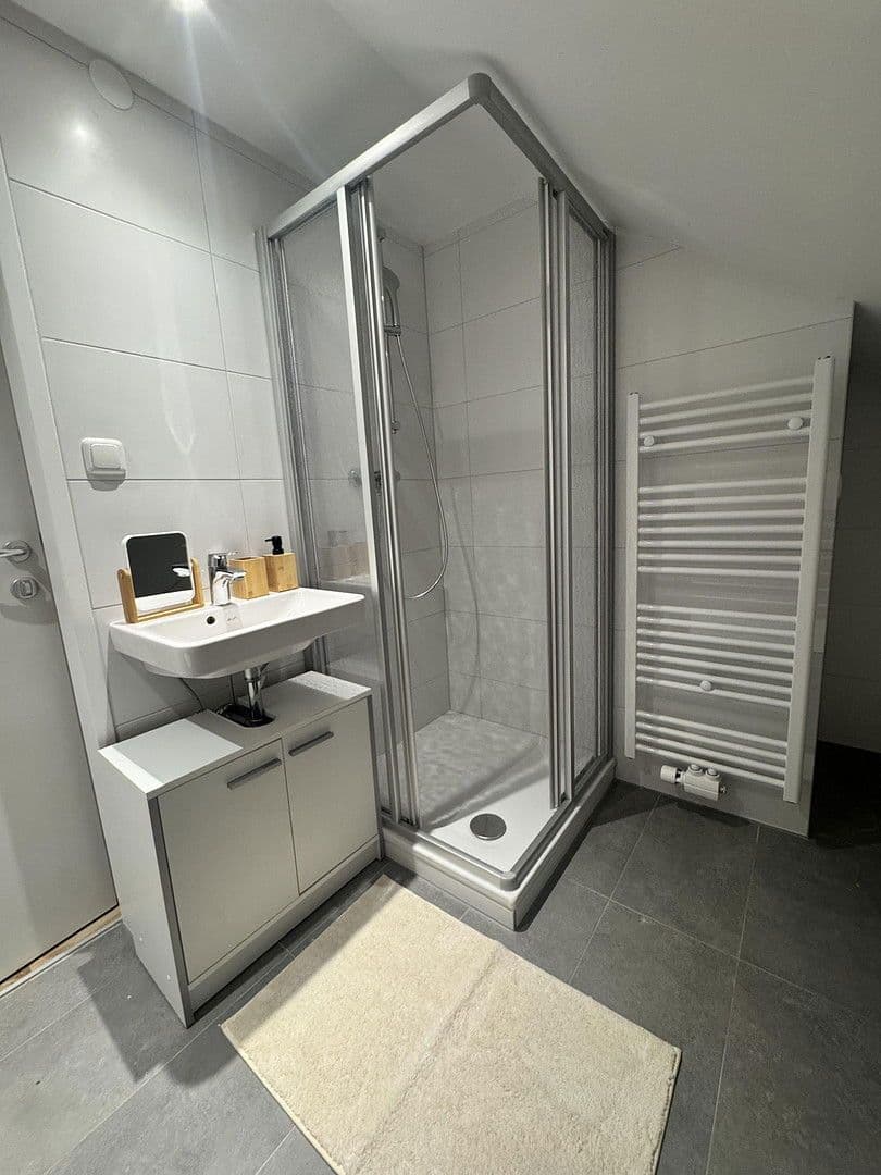 Prenájom bytu 1-izbový 33 m², Schwimmschulstraße 8, Steyr, Horné Rakúsko Prenájom bytu 1-izbový 33 m², Schwimmschulstraße 8, Steyr, Horné Rakúsko