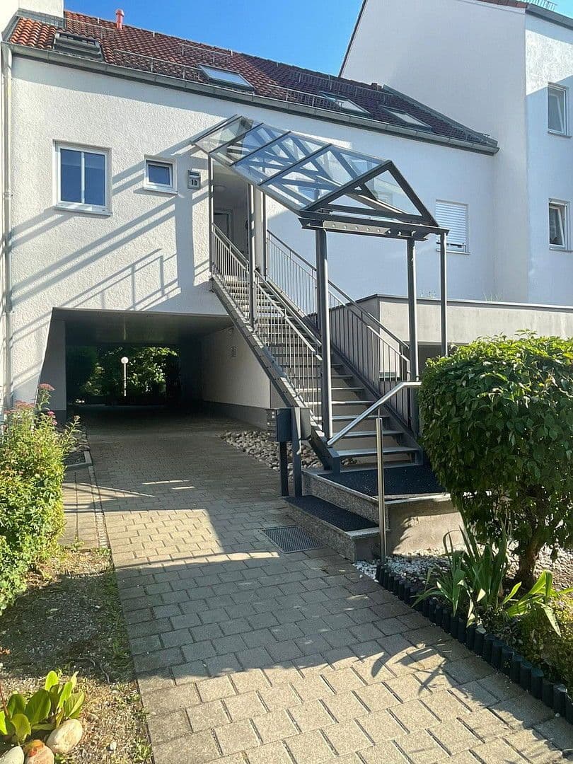 Predaj bytu 3-izbový 74 m², Königsbrunn, Bavorsko Predaj bytu 3-izbový 74 m², Königsbrunn, Bavorsko