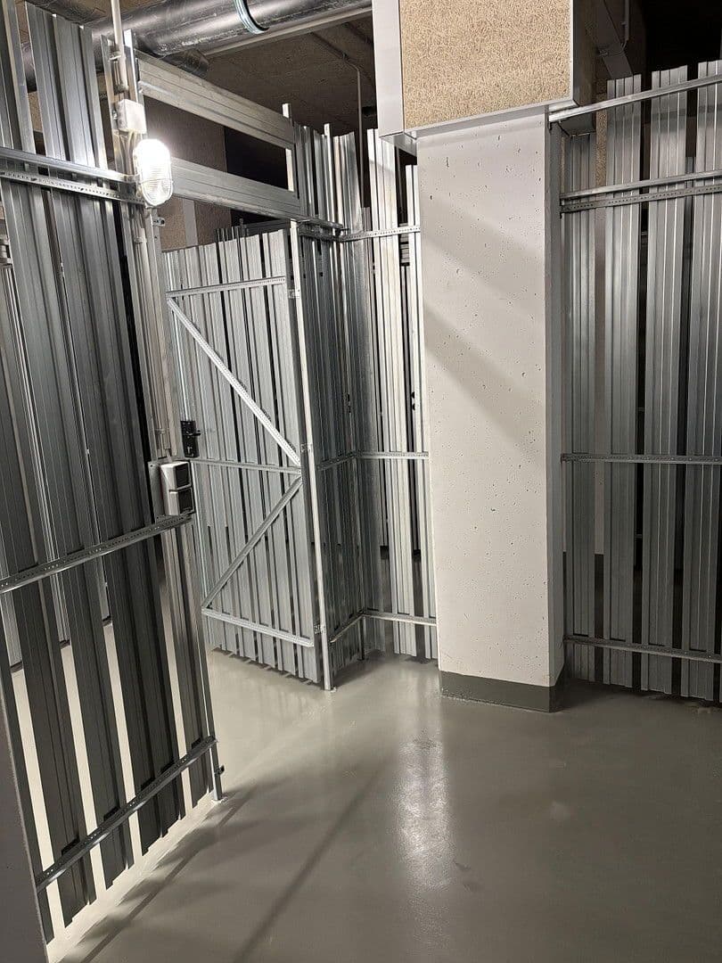 Prenájom bytu 2-izbový 52 m², Locher Straße 21, Solingen, Severné Porýnie - Westfálsko Prenájom bytu 2-izbový 52 m², Locher Straße 21, Solingen, Severné Porýnie - Westfálsko