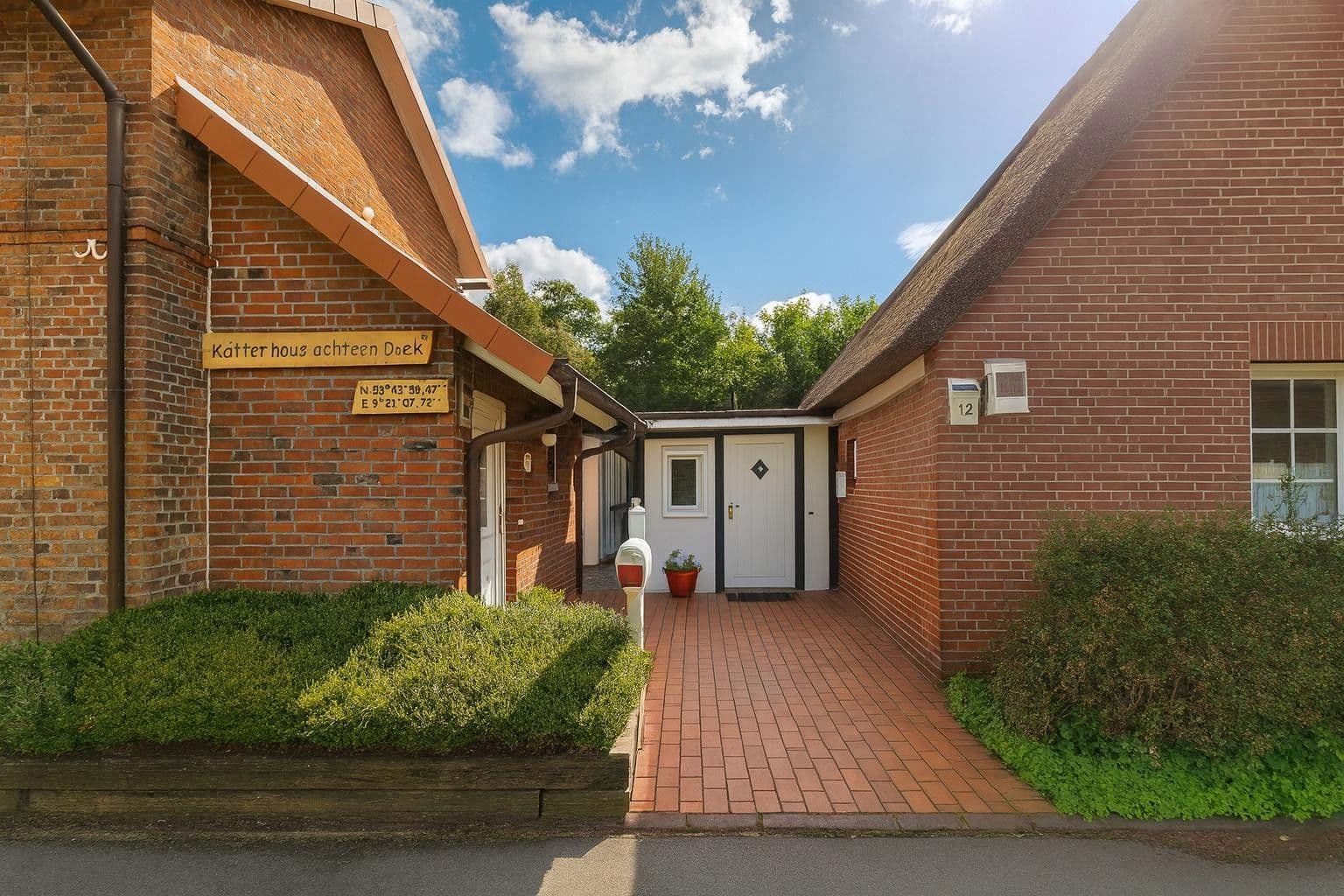 Predaj domu 150 m², pozemek 1.904 m², Drochtersen, Dolné Sasko Predaj domu 150 m², pozemek 1.904 m², Drochtersen, Dolné Sasko