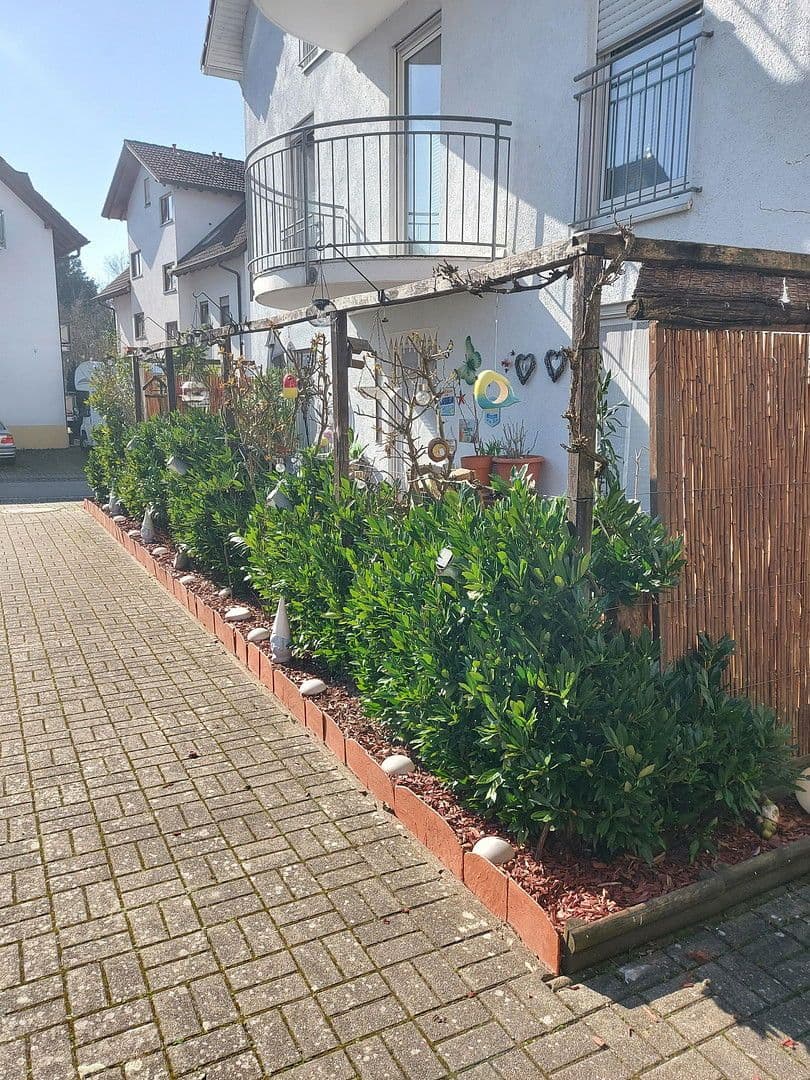 Prenájom bytu 3-izbový 56 m², Hartheim am Rhein, Bádensko-Wurttembersko Prenájom bytu 3-izbový 56 m², Hartheim am Rhein, Bádensko-Wurttembersko